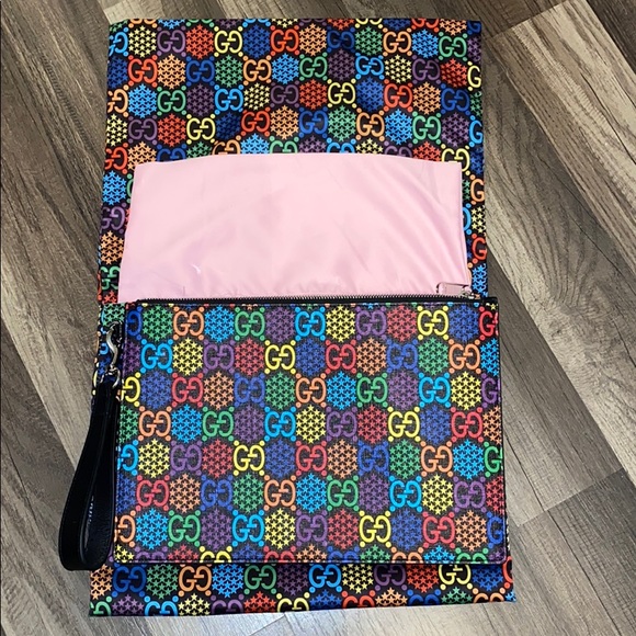 NWOT Gucci psychedelic clutch - Picture 5 of 5
